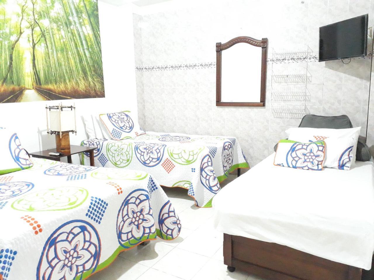 Hostal Tequendama Martha Santamaria กาลี ภายนอก รูปภาพ